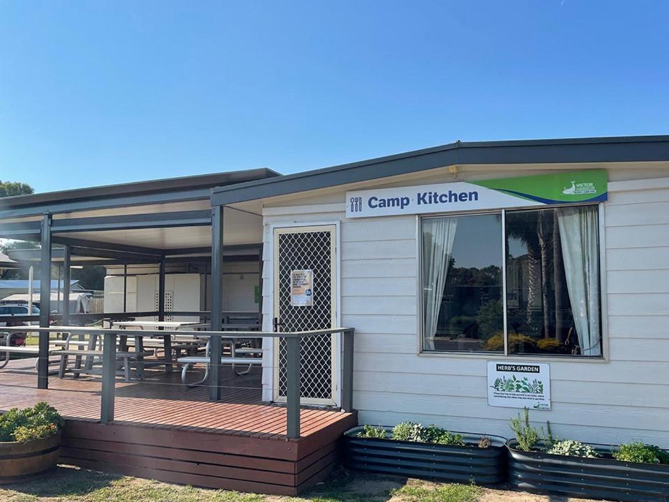 Victor Harbor Holiday Park Экстерьер фото